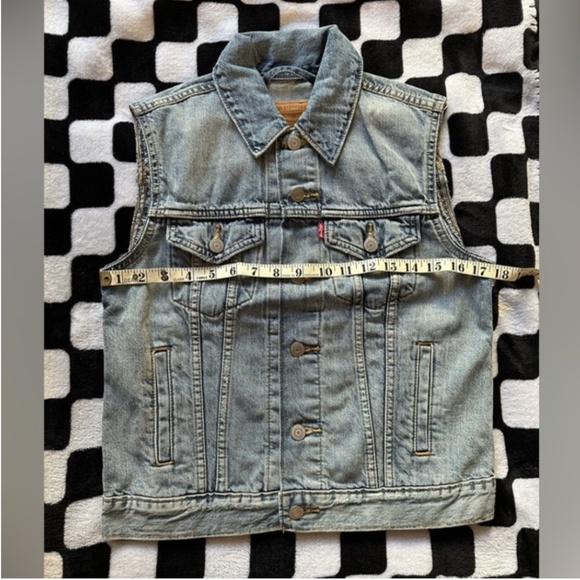 Levi's Premium Cut-Off Denim Vest (XS) - Picture 8 of 8